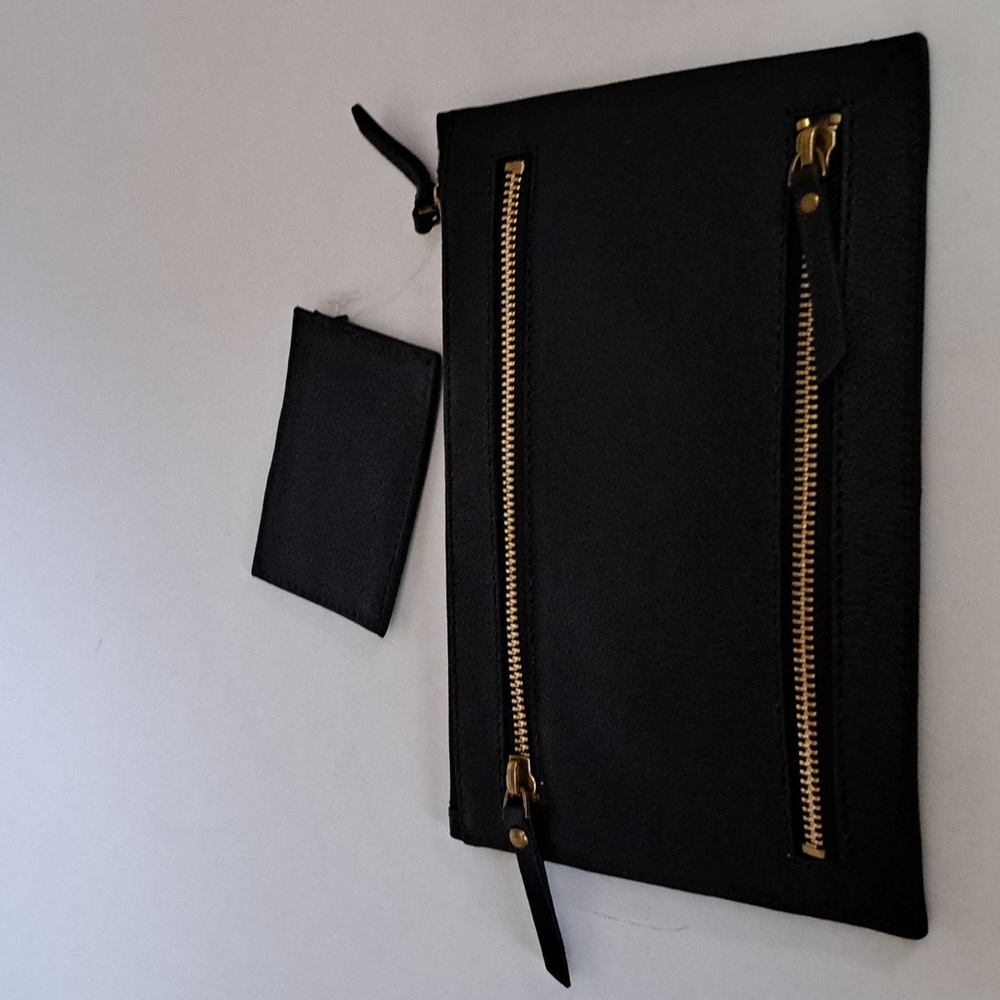 AIGNER Black Leather Large A Clutch, Wallet, Wristlet, Holder